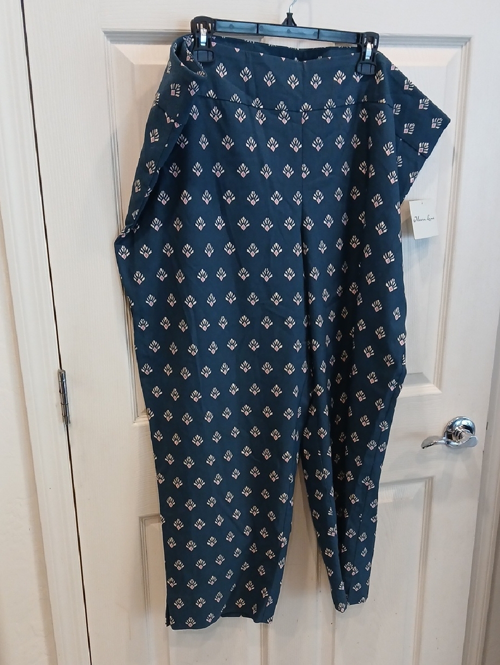Women's Navy Blue Printed Trousers